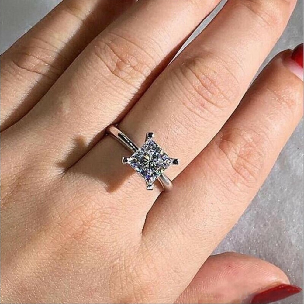 PRINCESS CUT 2 CARAT SOLITAIRE ENGAGEMENT RING - Picture 3 of 5